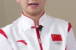 实力女将助力球队，勇往直前赢球取胜
